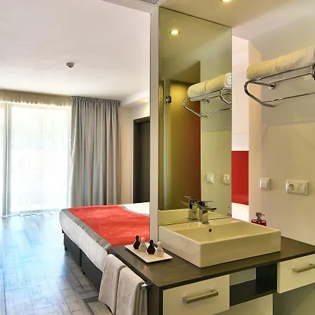 Grifid Foresta (adults Only) Otel 3*