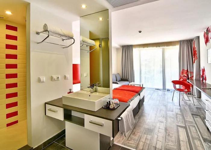 호텔 Grifid Foresta (adults Only) 골든샌드