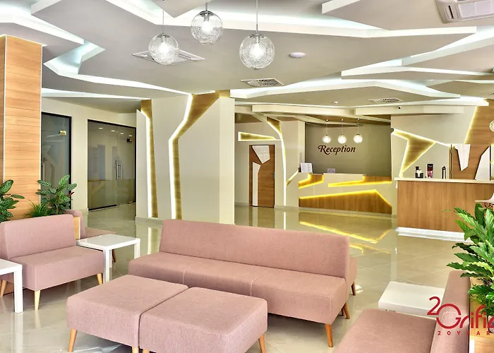 호텔 Grifid Foresta (adults Only) 3*